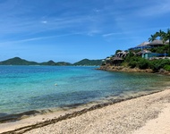 Picture of Fryer's beach, nearby