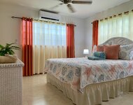 Picture of Master bedroom 